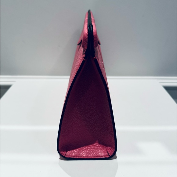 Brand new JIMMY CHOO Logo Embossed Pebbled Leather Clutch - Picture 5 of 6